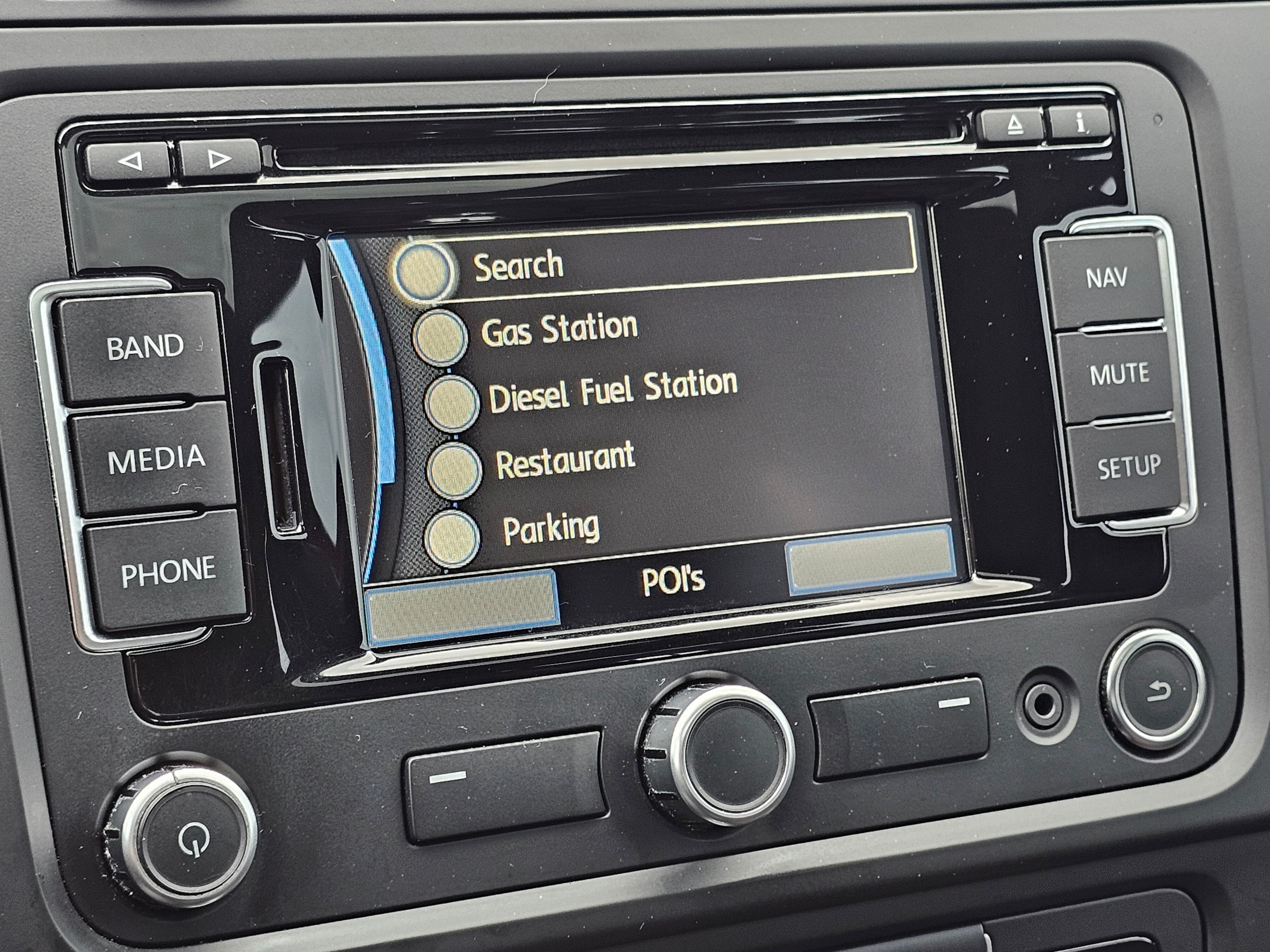 2011 Volkswagen Golf GTI Base photo 2