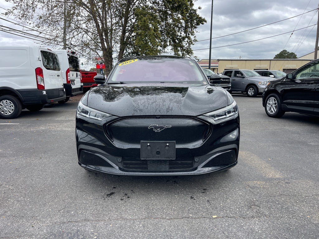 2021 Ford Mustang Mach-E Premium photo 3