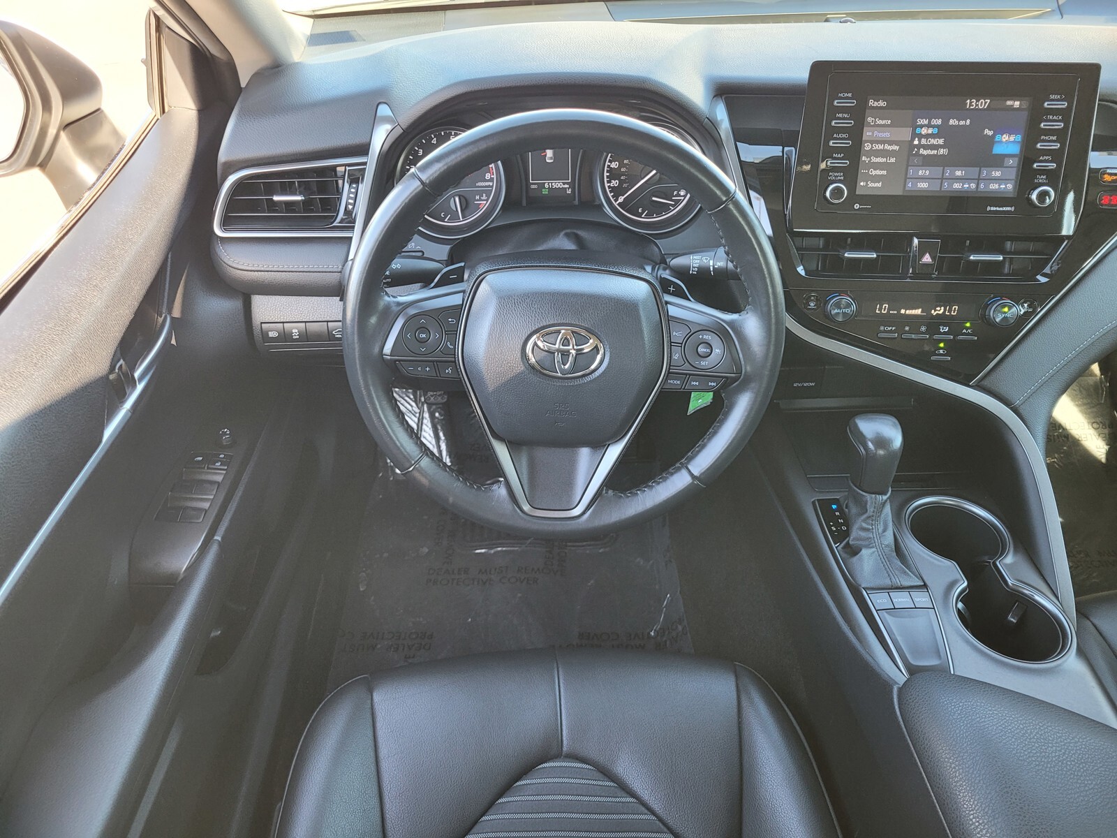 2023 Toyota Camry SE photo 4