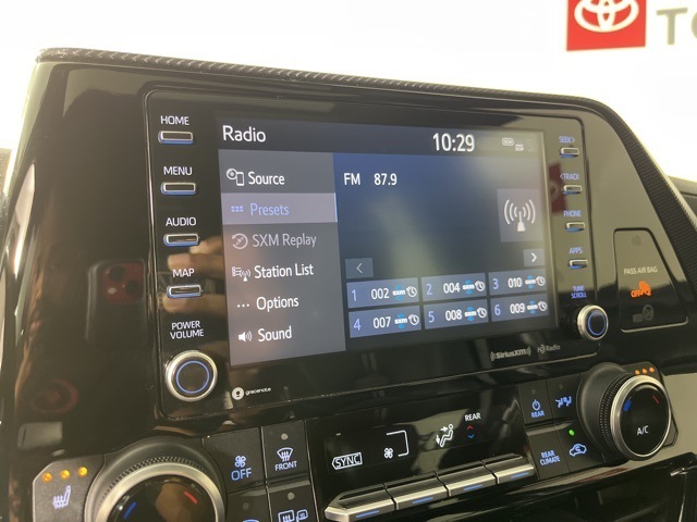 2022 Toyota Highlander XSE photo 2