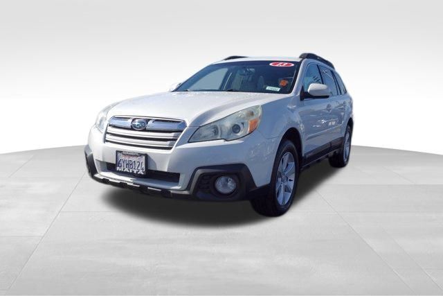 2013 Subaru Outback 2.5i Premium photo 3