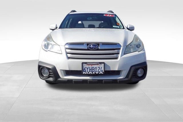 2013 Subaru Outback 2.5i Premium photo 4