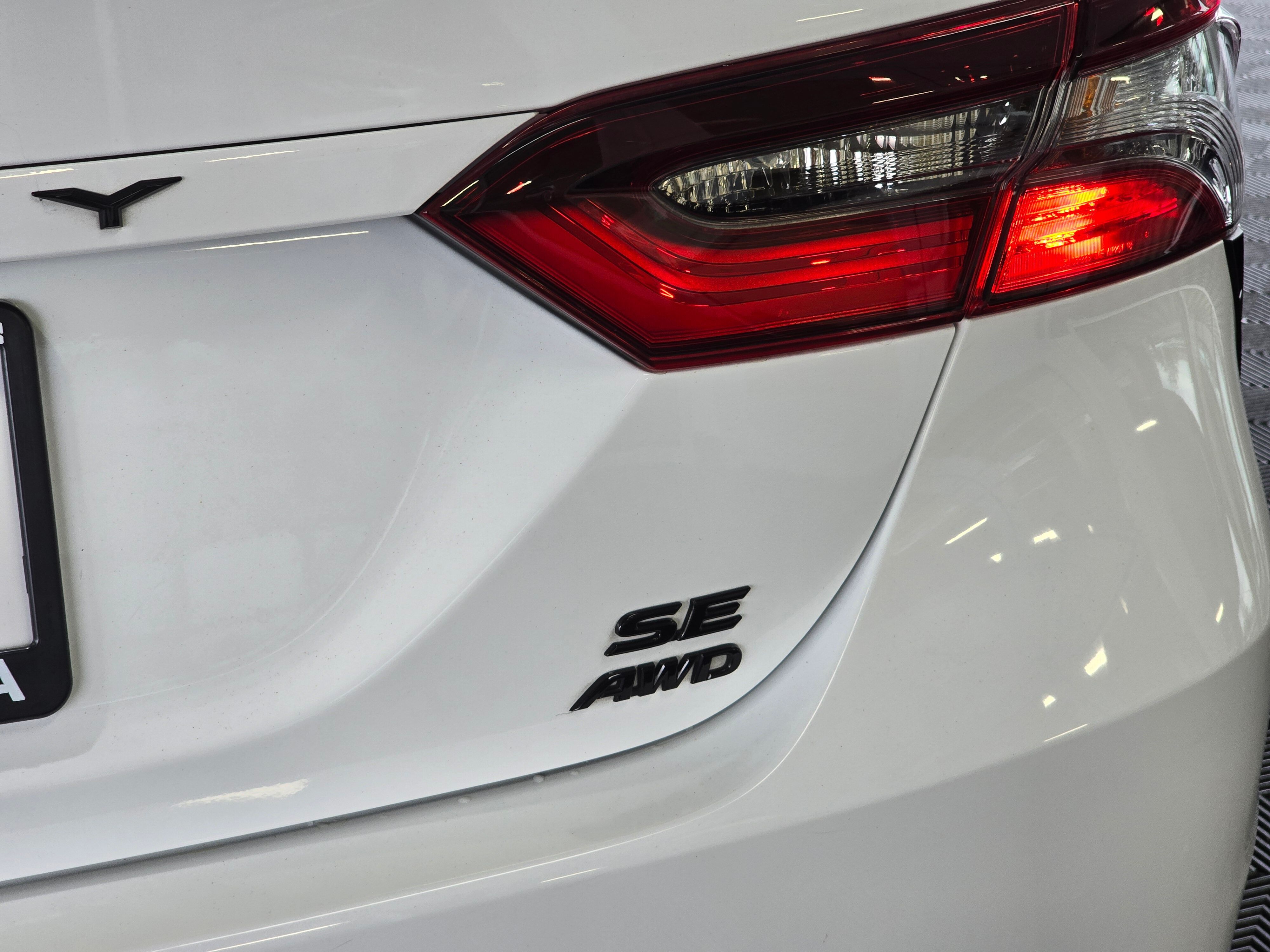 2023 Toyota Camry SE photo 4