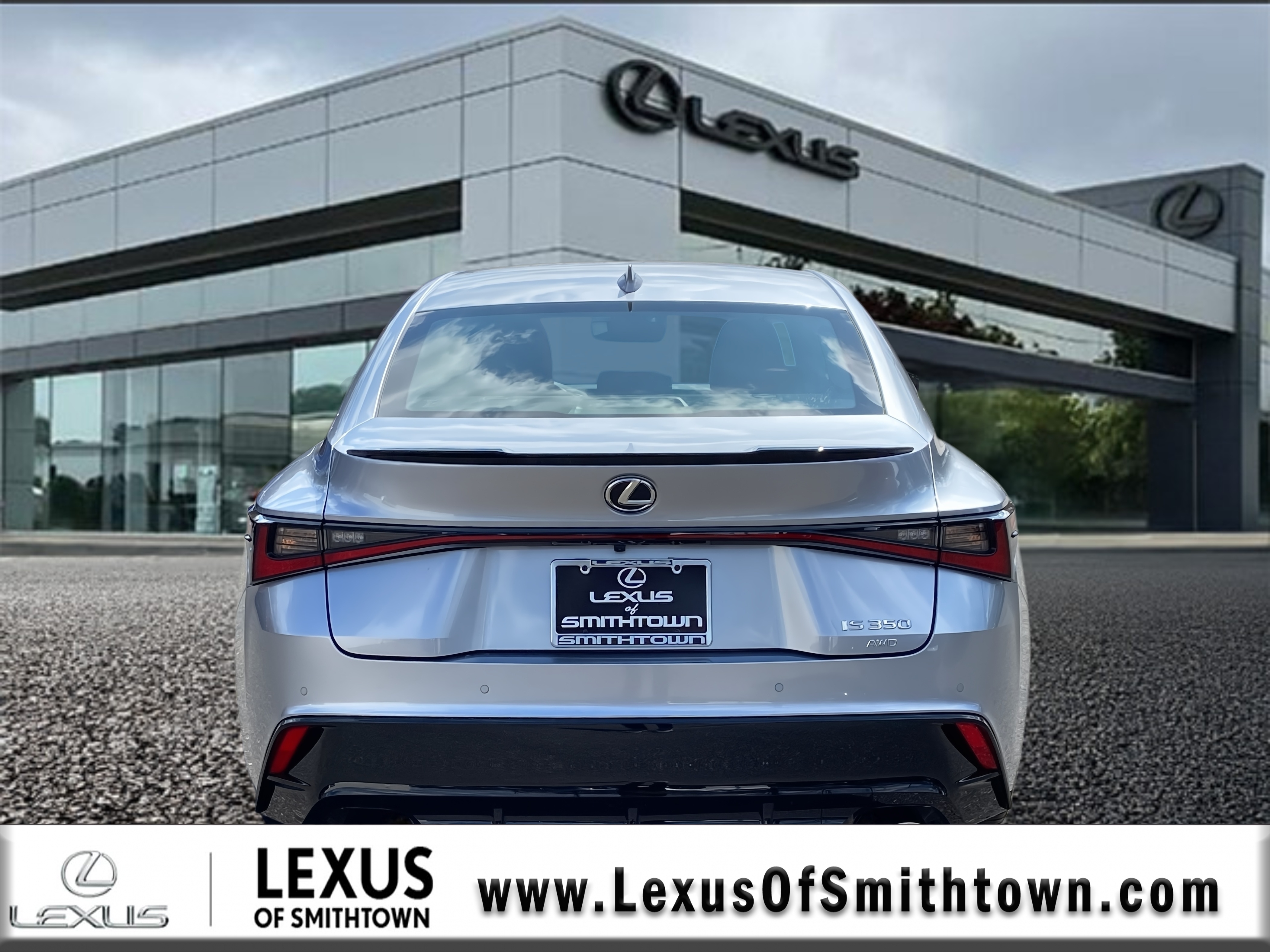 2025 Lexus IS 350 F SPORT AWD photo 4