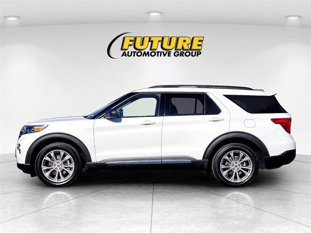 2022 Ford Explorer XLT photo 3