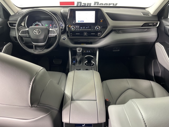 2023 Toyota Highlander Hybrid XLE photo 2