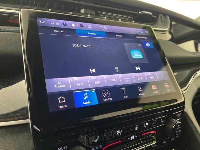 2023 Jeep Grand Cherokee Trailhawk 4xe photo 2