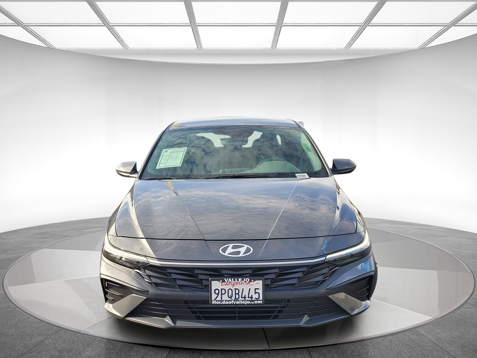 2024 Hyundai Elantra SEL photo 2