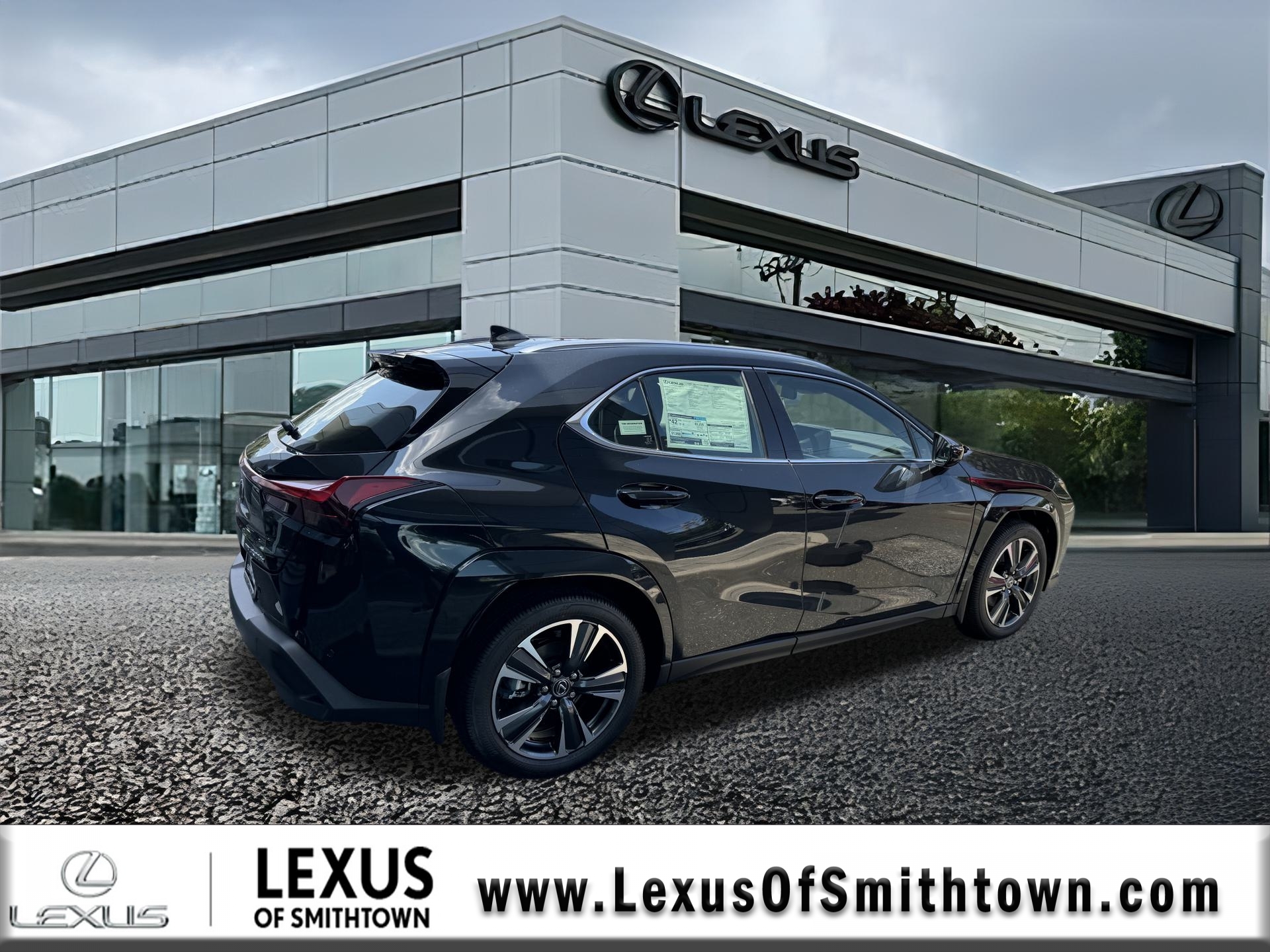 2025 Lexus UX Premium photo 3