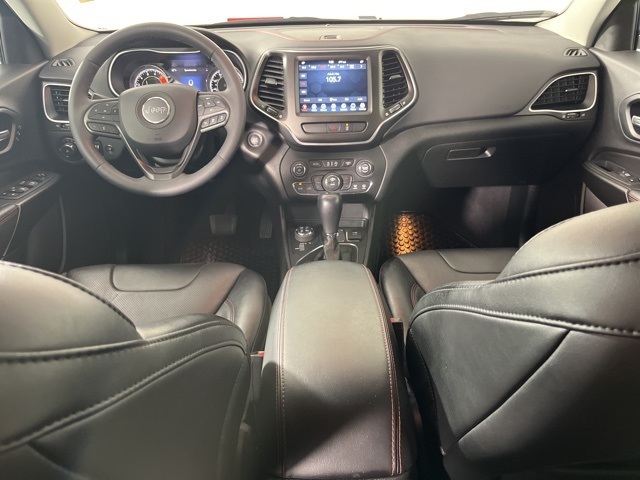 2022 Jeep Cherokee Trailhawk photo 2