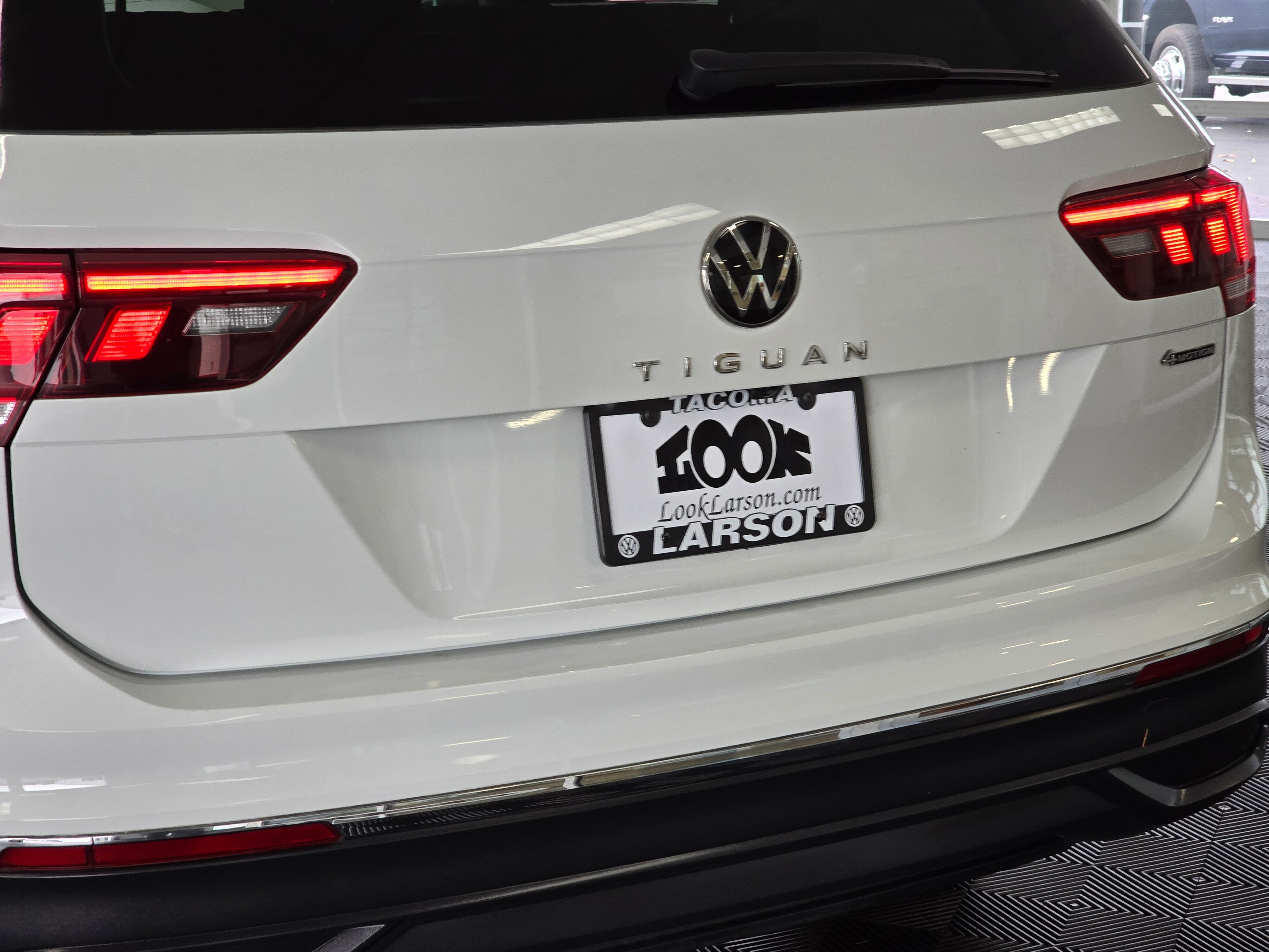 2022 Volkswagen Tiguan S photo 4