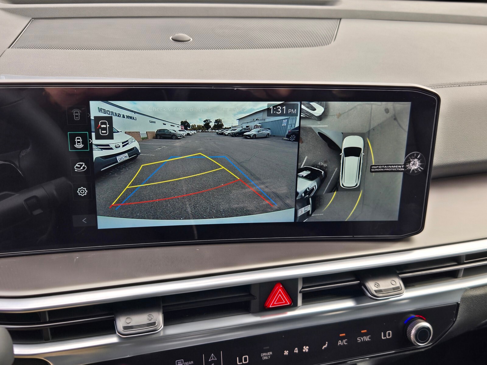 2026 Kia Sorento Hybrid X-Line SX Prestige photo 3