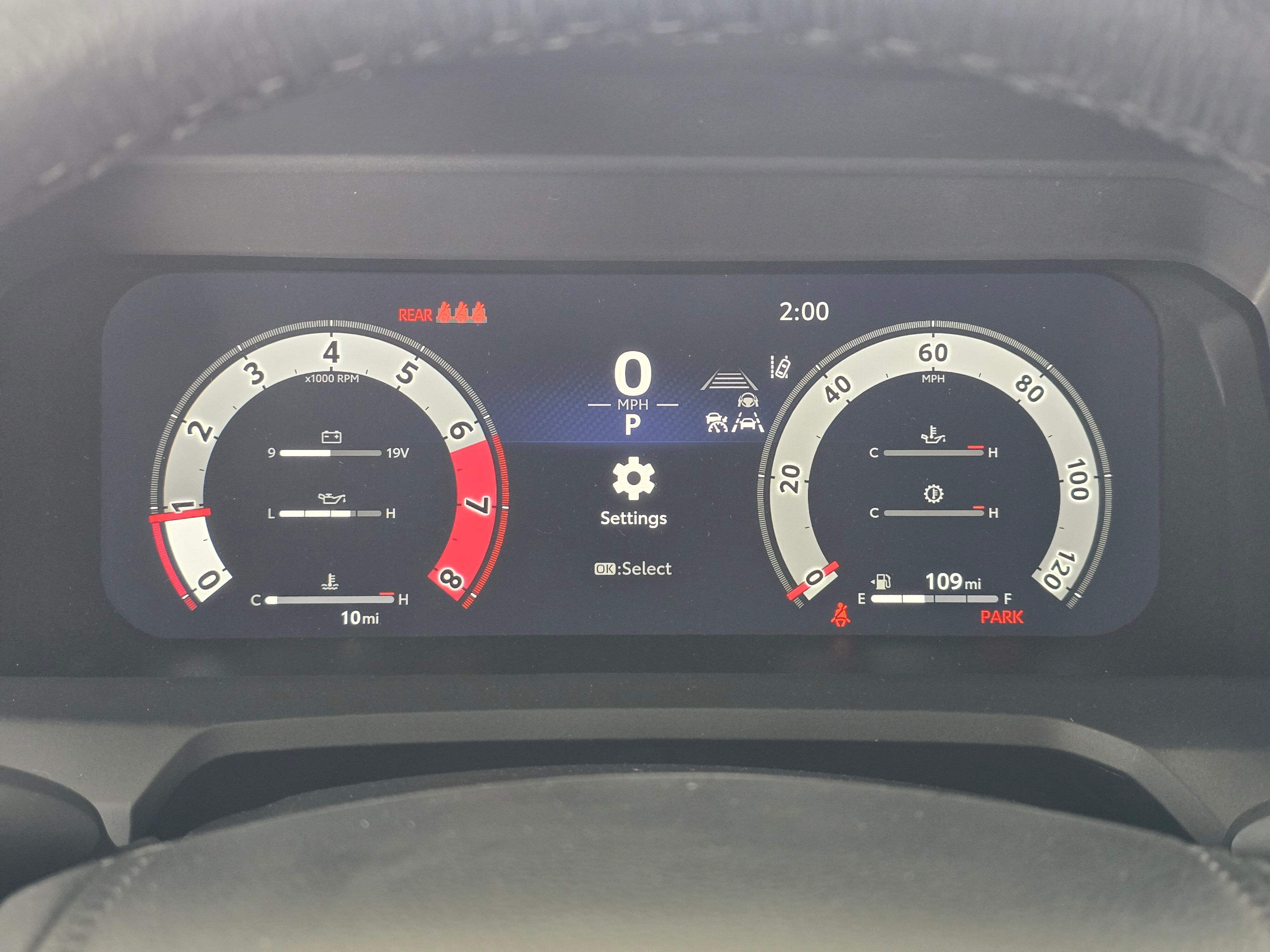 2025 Toyota Tacoma TRD Off-Road photo 3