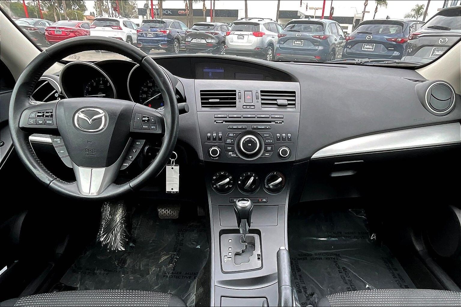 2012 Mazda Mazda3 Touring photo 2