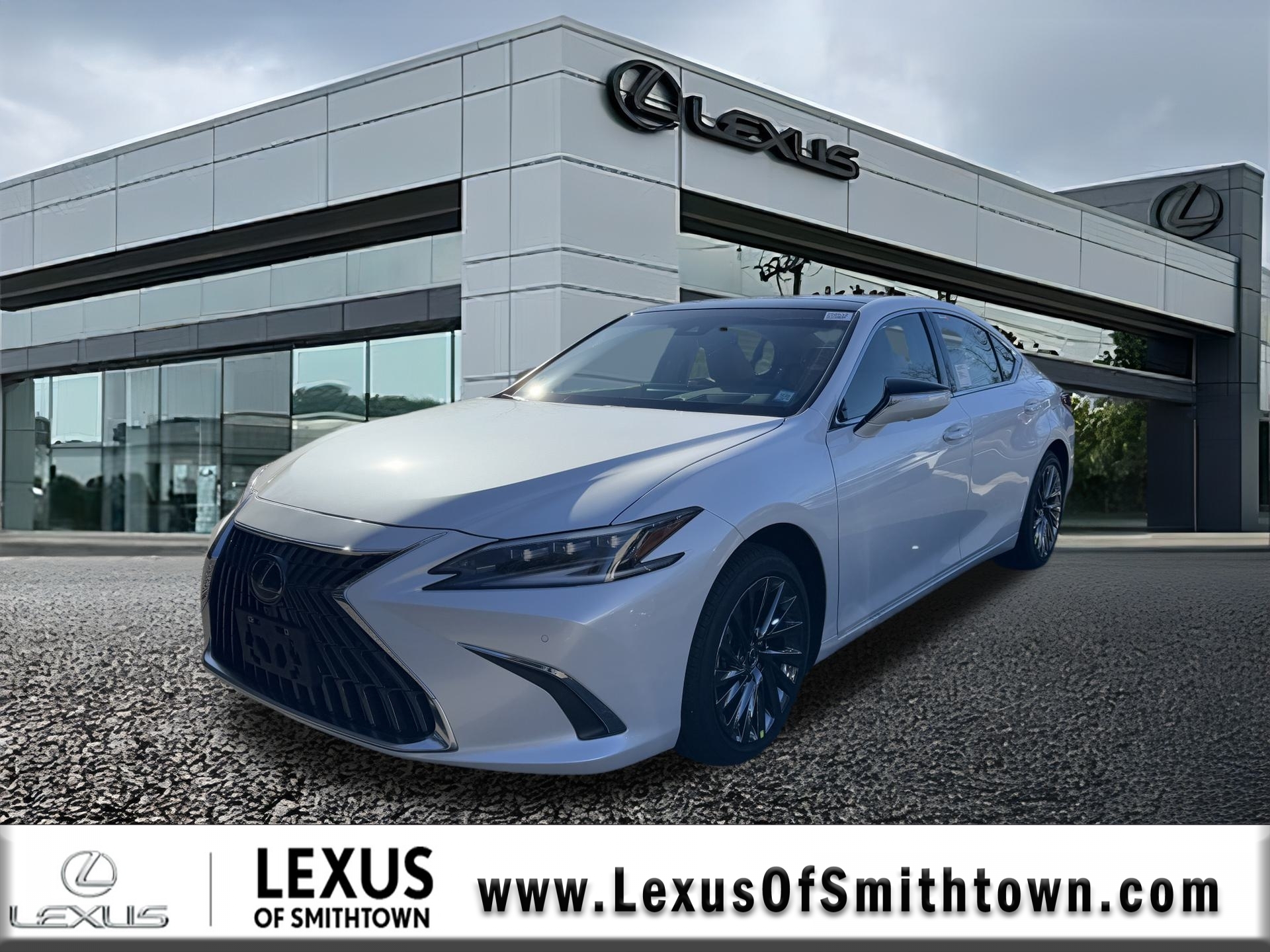 2025 Lexus ES 350 Ultra Luxury photo 2