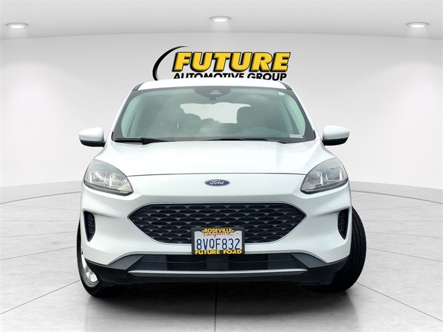2021 Ford Escape SE photo 2