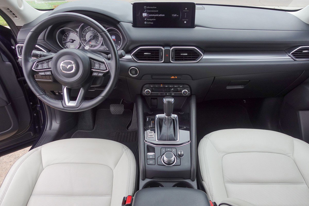 2025 Mazda CX-5 2.5 S Preferred photo 4