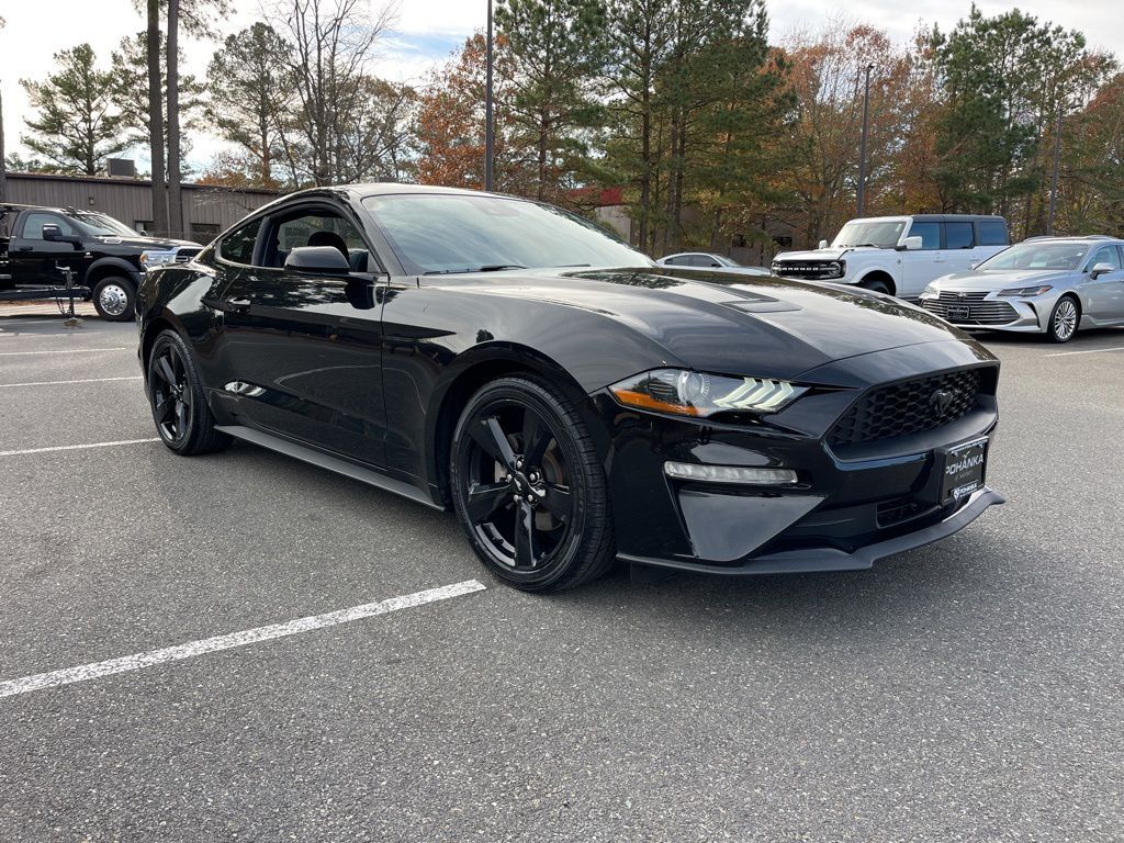 2021 Ford Mustang EcoBoost photo 3
