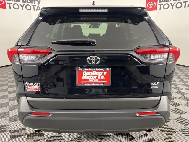2025 Toyota RAV4 XLE Premium photo 4