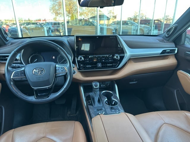 2020 Toyota Highlander Platinum photo 4