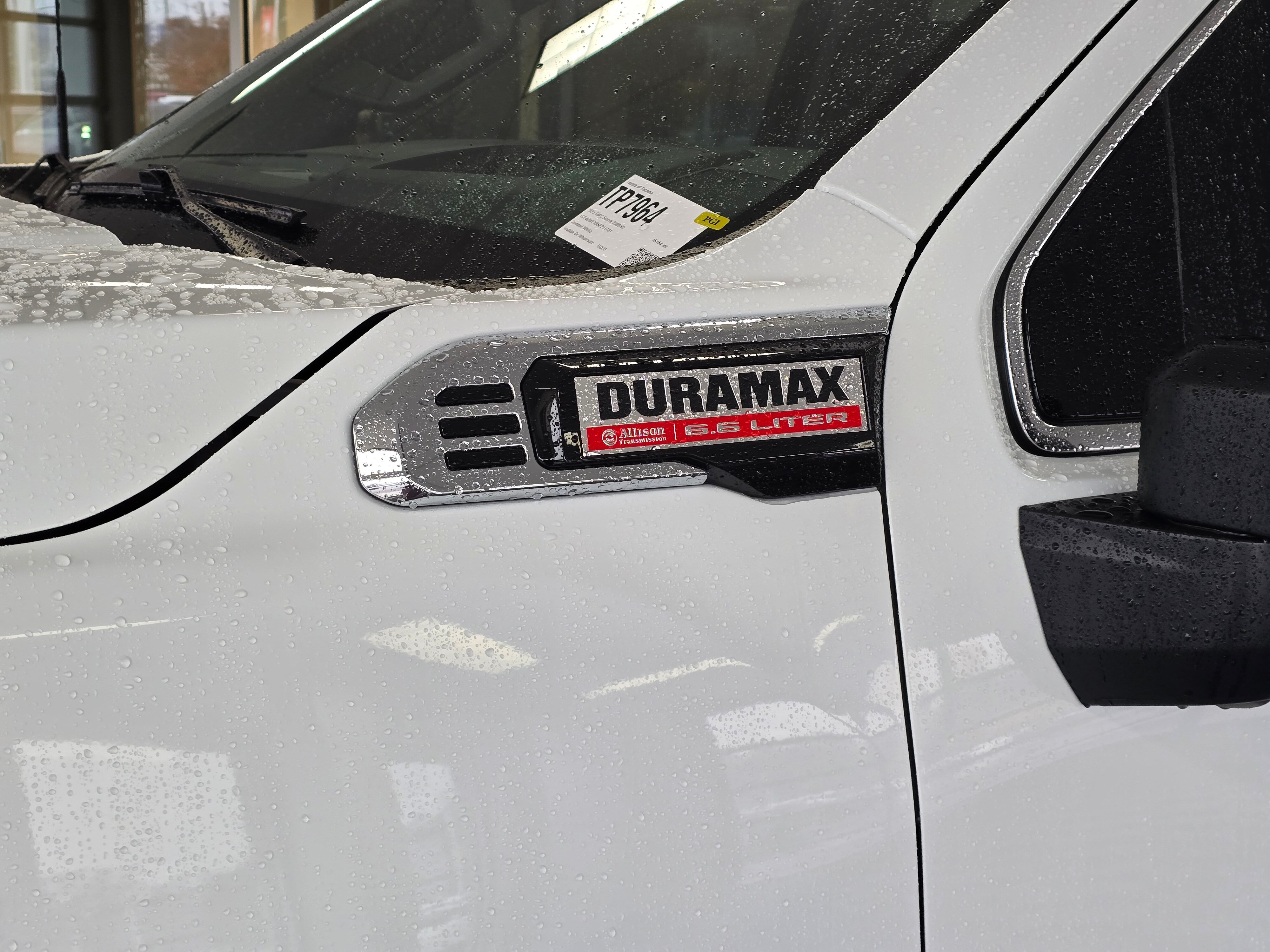 2025 Gmc Sierra HD Denali photo 2