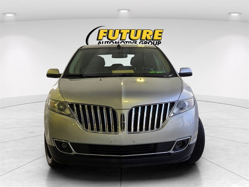 2014 Lincoln MKX Base photo 2