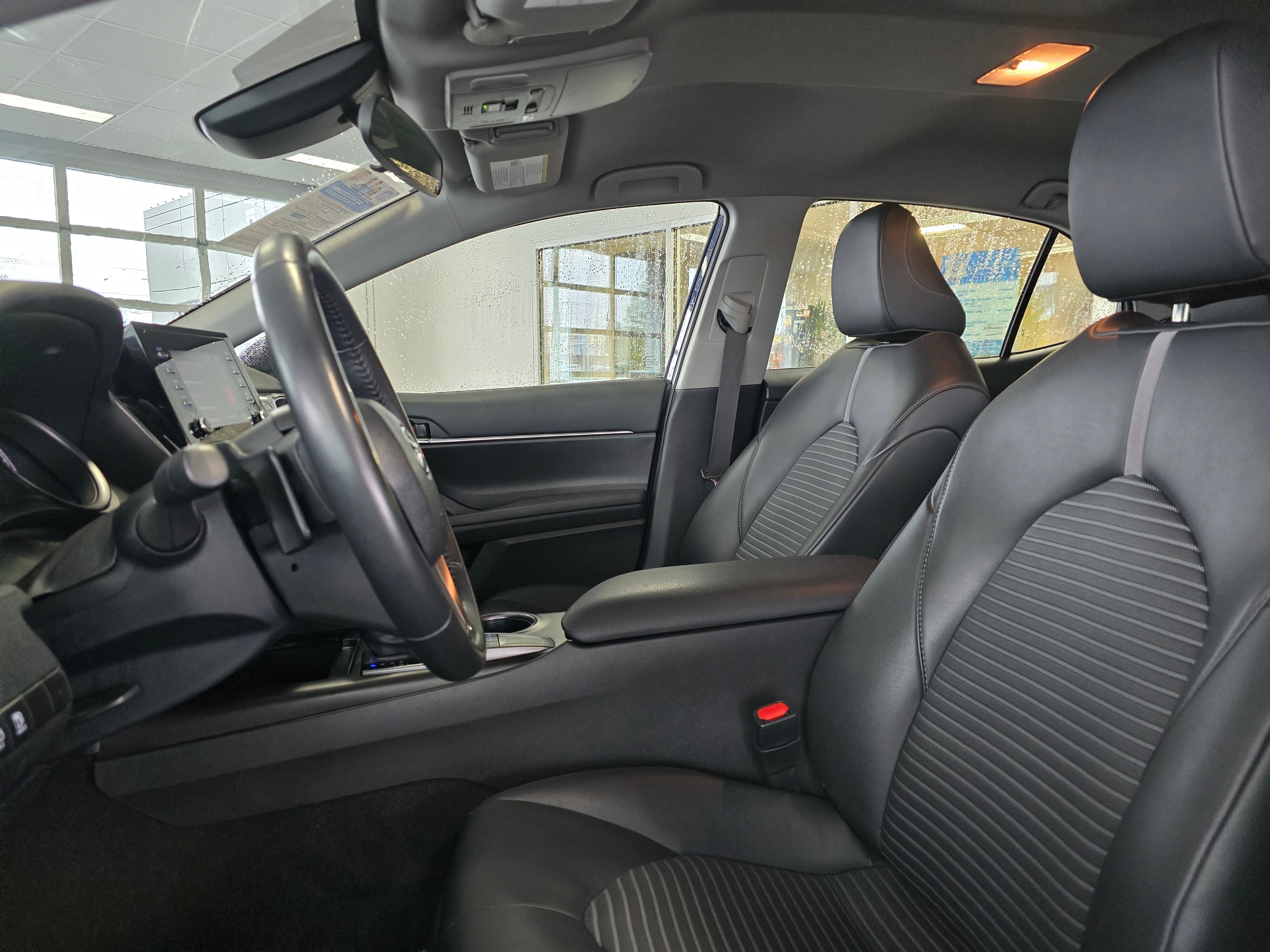 2024 Toyota Camry SE photo 4