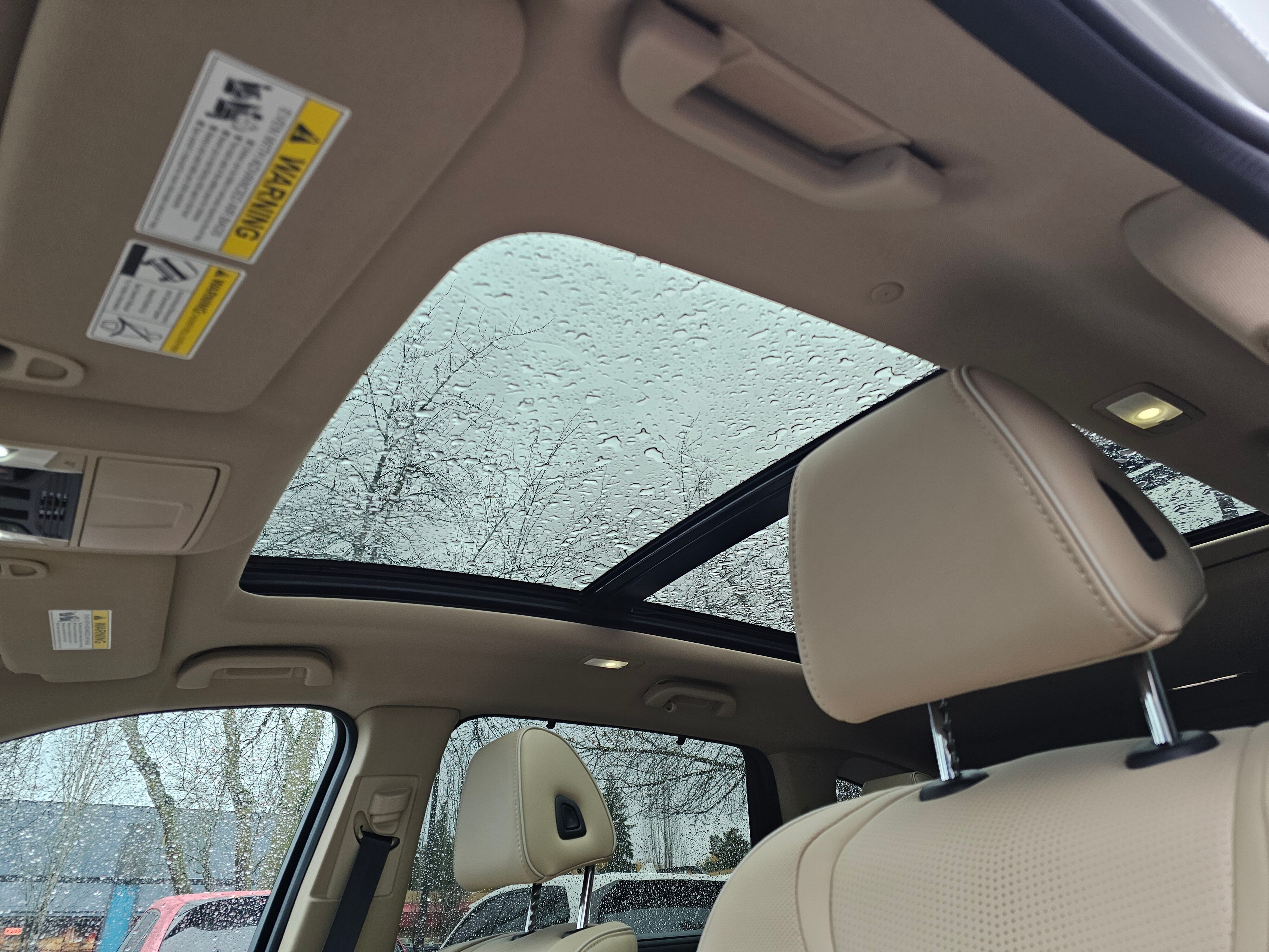 2024 Acura MDX SH-AWD Advance photo 3