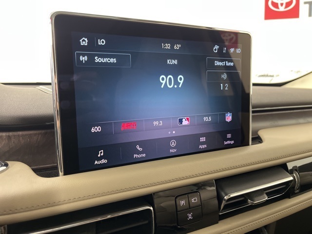 2023 Lincoln Aviator Reserve photo 2