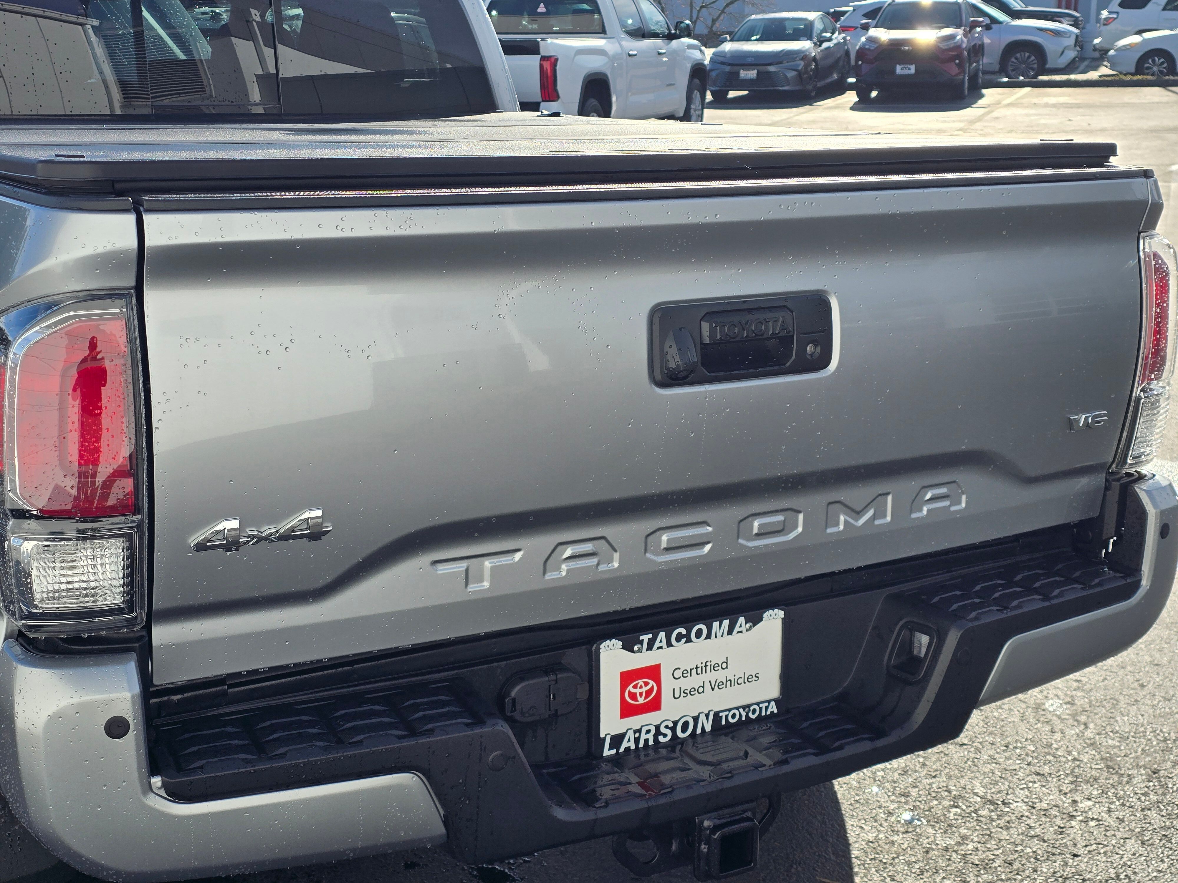 2023 Toyota Tacoma Limited photo 2