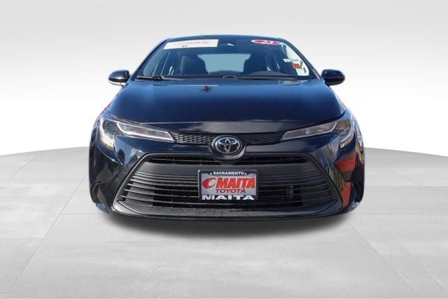 2023 Toyota Corolla LE photo 4