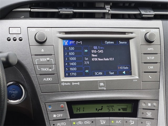 2013 Toyota Prius Five photo 4