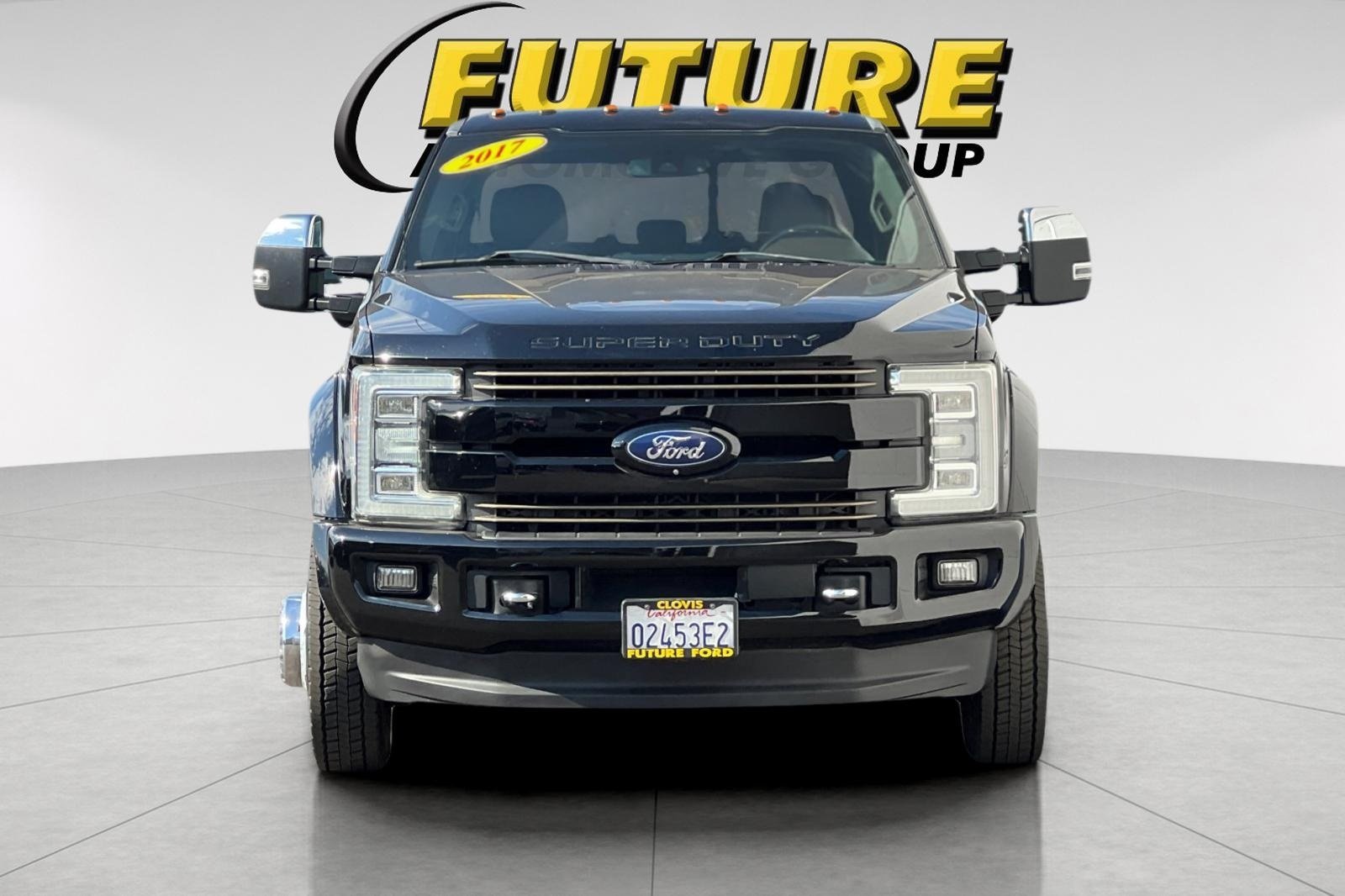 2017 Ford F-450 King Ranch photo 4