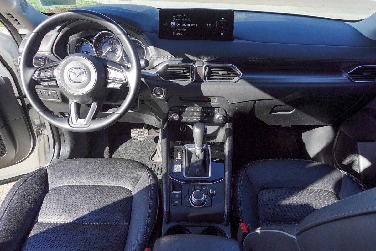 2025 Mazda CX-5 2.5 S Preferred photo 2