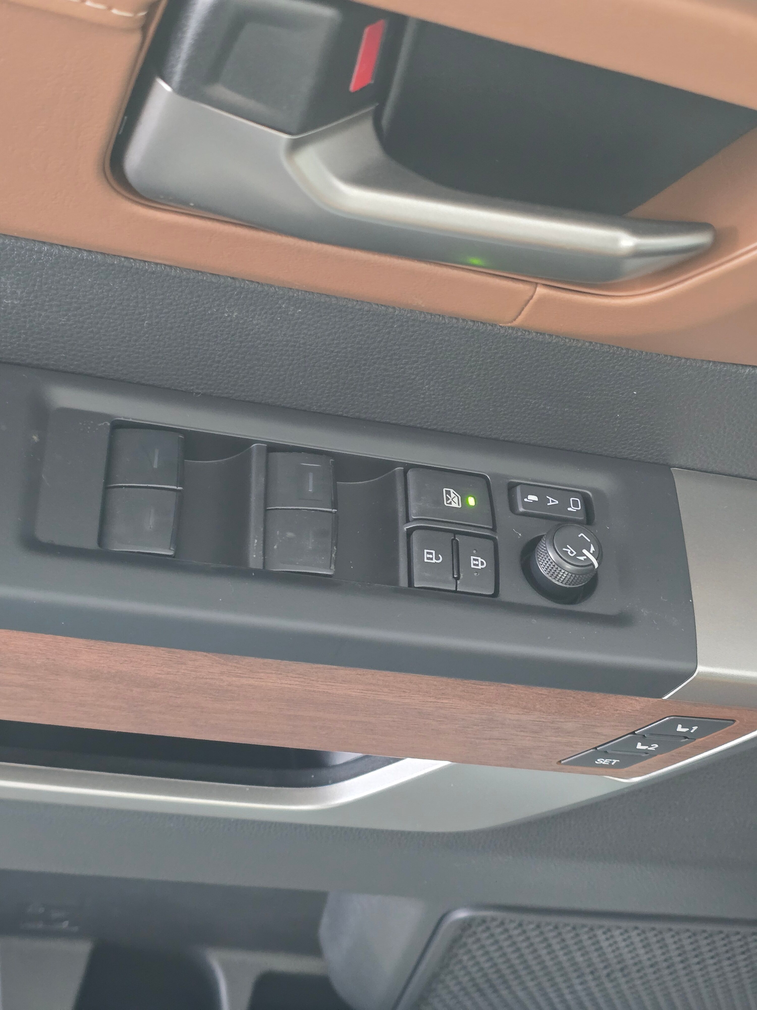 2026 Toyota Tundra 1794 Edition CrewMax photo 2