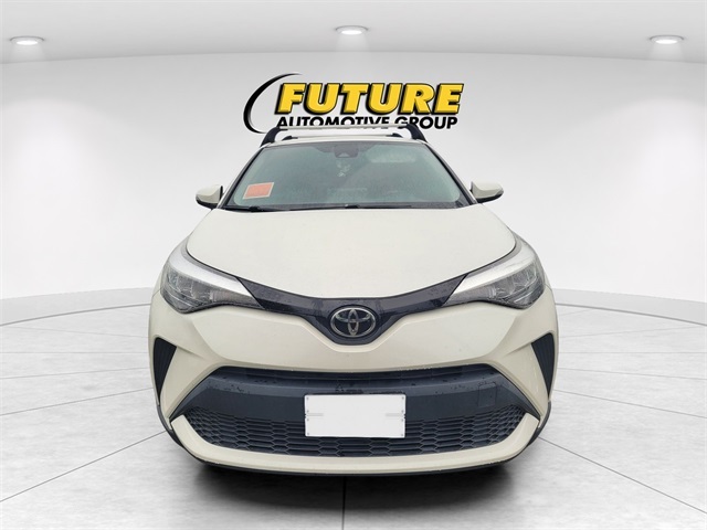 2021 Toyota C-HR LE photo 2