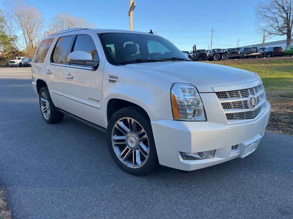 2014 Cadillac Escalade Premium photo 3