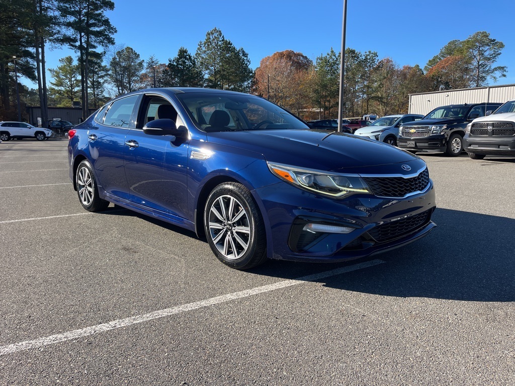 2019 Kia Optima LX photo 4