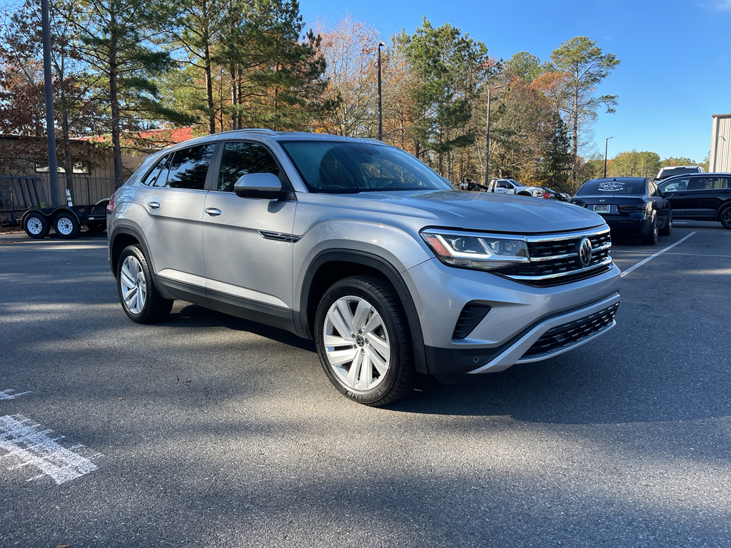 2020 Volkswagen Atlas Cross Sport V6 SE Technology photo 3