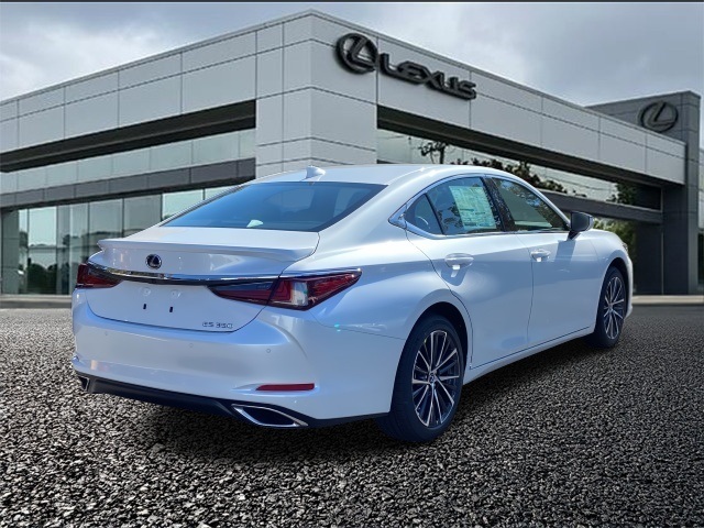 2025 Lexus ES 350 photo 4