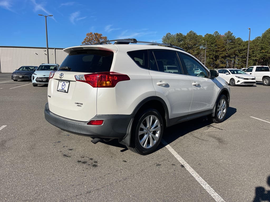 2013 Toyota RAV4 Limited photo 4