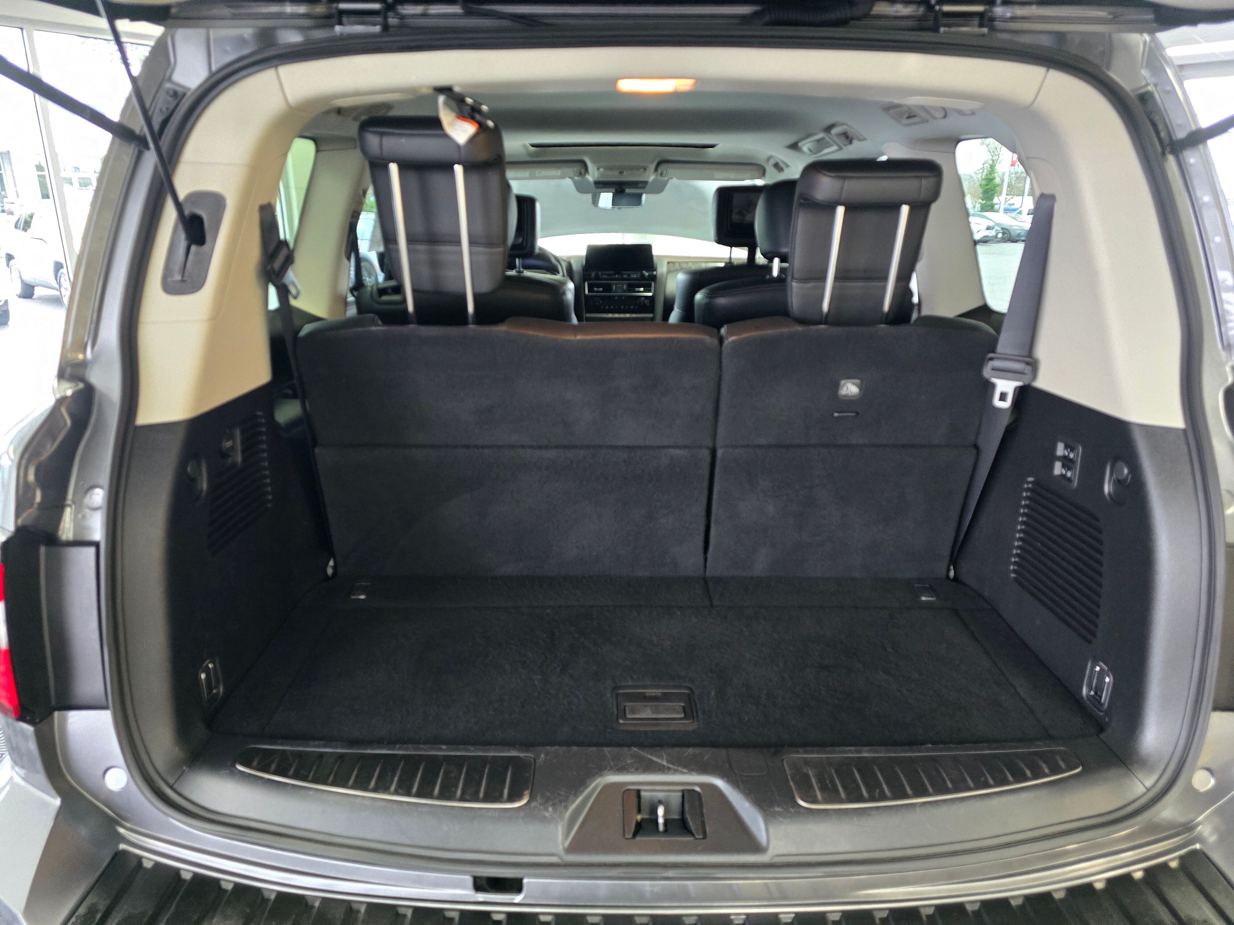 2021 Nissan Armada Platinum photo 4