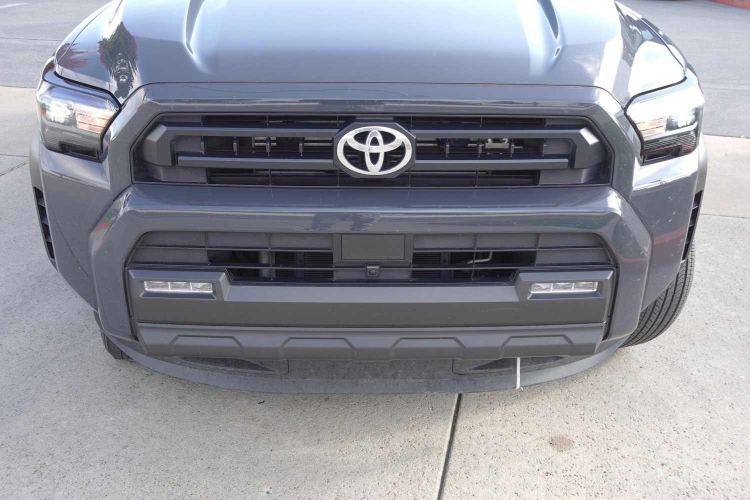 2025 Toyota 4Runner TRD Sport photo 2