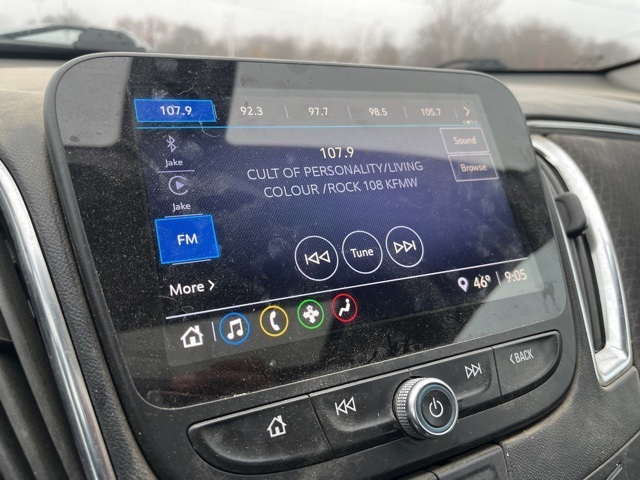 2021 Chevrolet Malibu 1LT photo 3