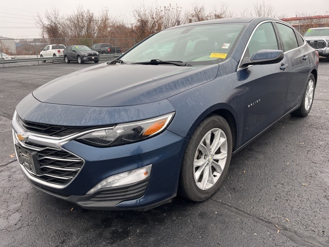2021 Chevrolet Malibu 1LT photo 2