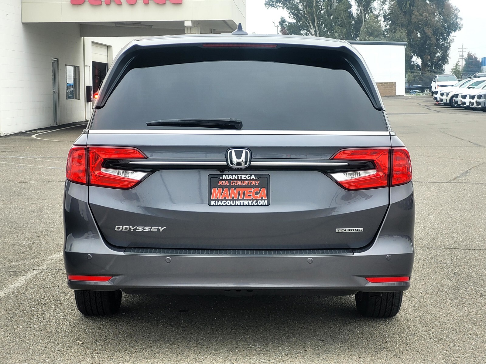 2024 Honda Odyssey Touring photo 4