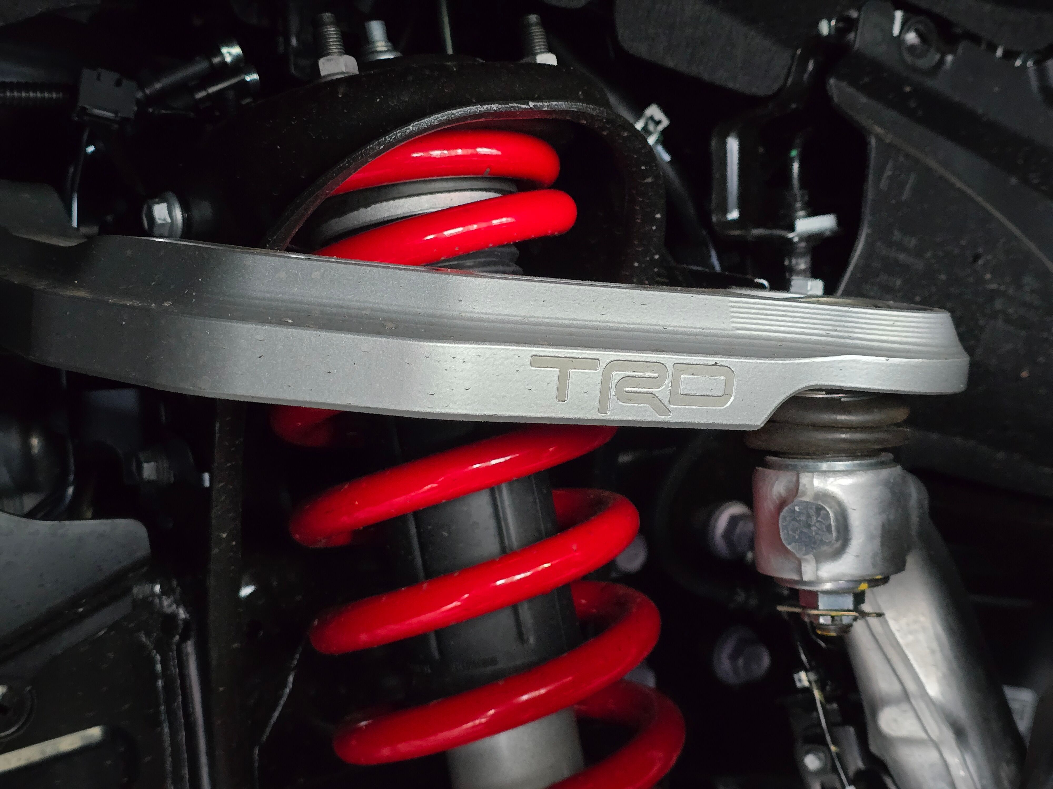 2025 Toyota Tacoma TRD Off-Road photo 3