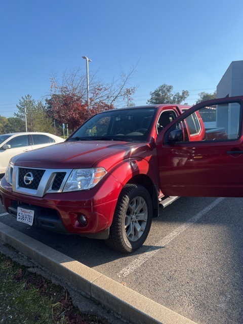 2020 Nissan Frontier SV photo 2