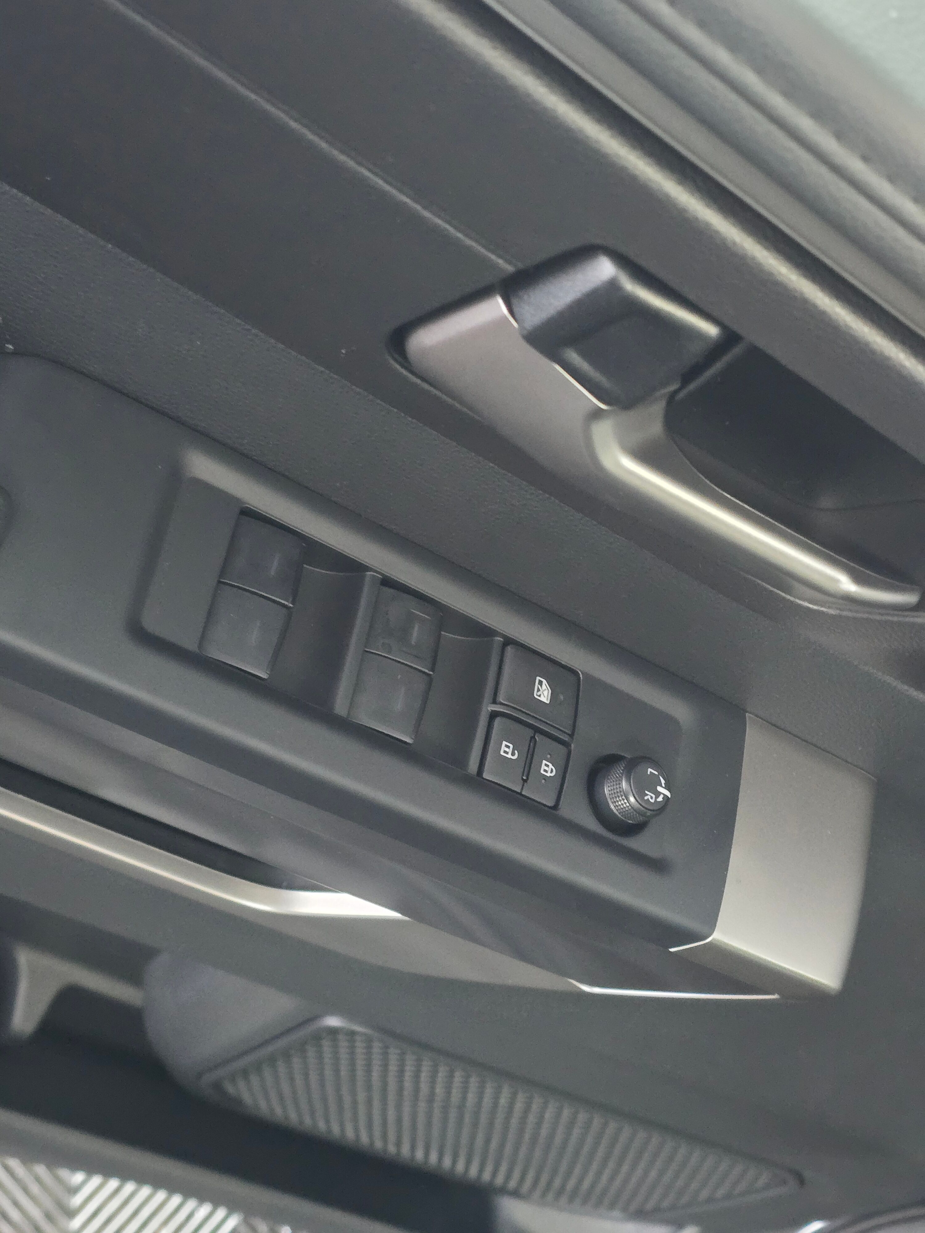 2026 Toyota Tundra SR5 photo 3