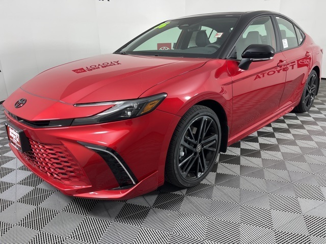 2025 Toyota Camry XSE photo 3